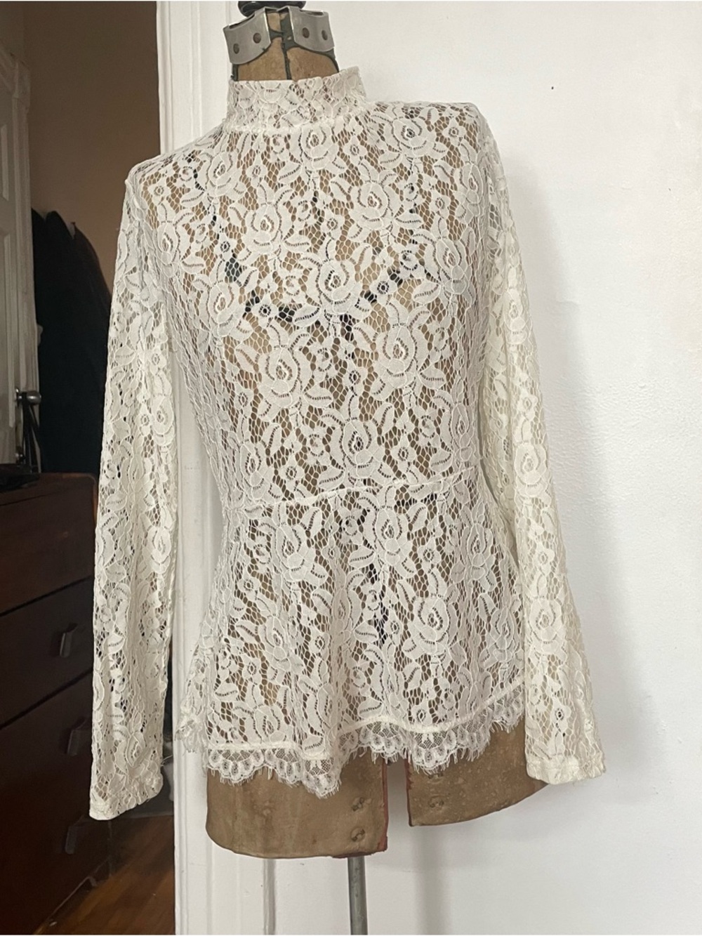 Vintage White Cream Lace High-Neck Long-Sleeve Peplum Top